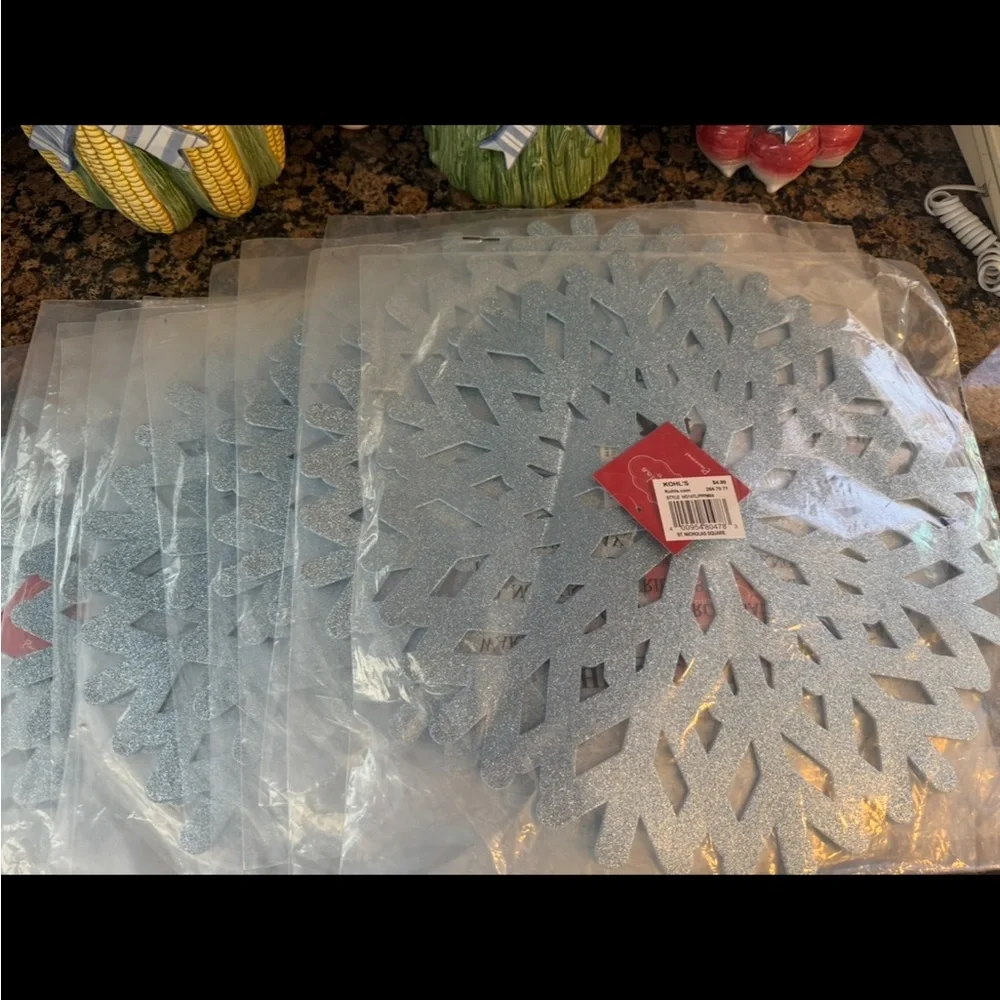 NWT St. Nicholas Square LIGHT BLUE Snowflake Placemat. SET OF 12. - Picture 4 of 5